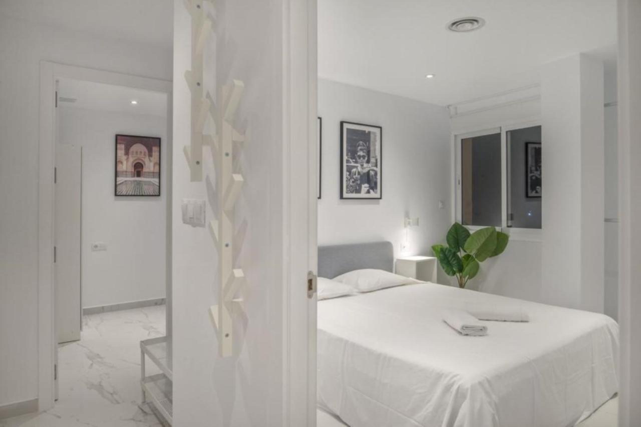 Luxury Apartment Фуeнхирола Екстериор снимка