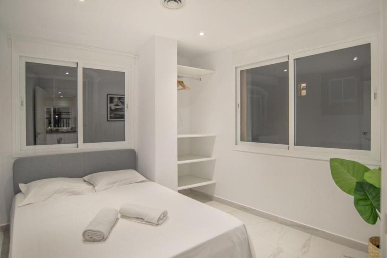 Luxury Apartment Фуeнхирола Екстериор снимка